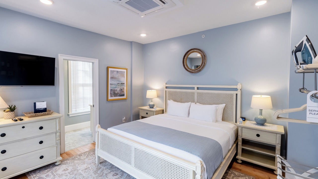 Photo of Bedroom in Newport