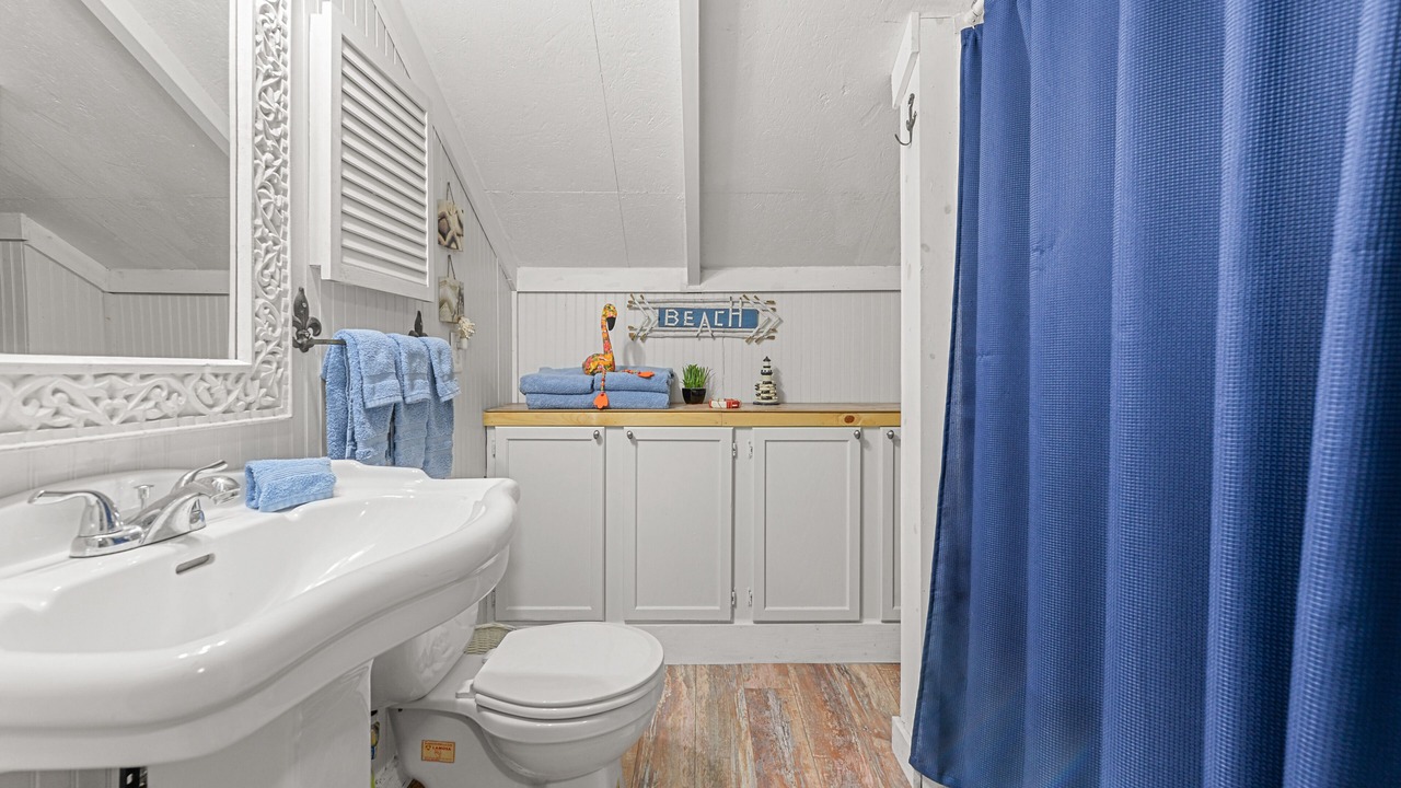 Photo of Bathroom in Waveland