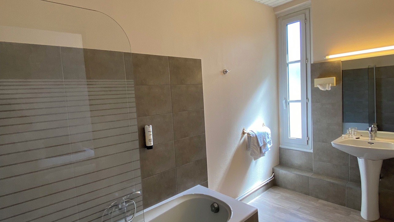 Photo of Bathroom in Gouvieux