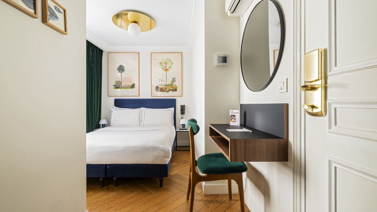 Photo of Bedroom in Batignolles