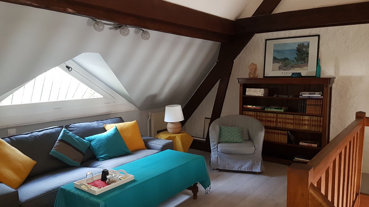 Photo of Bedroom in Presles