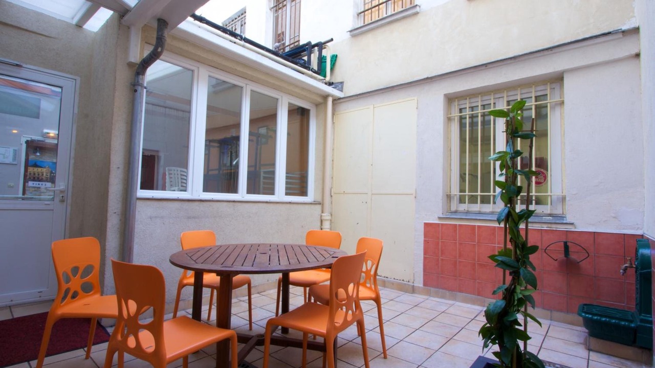 Photo of Patio Balcony in Bercy