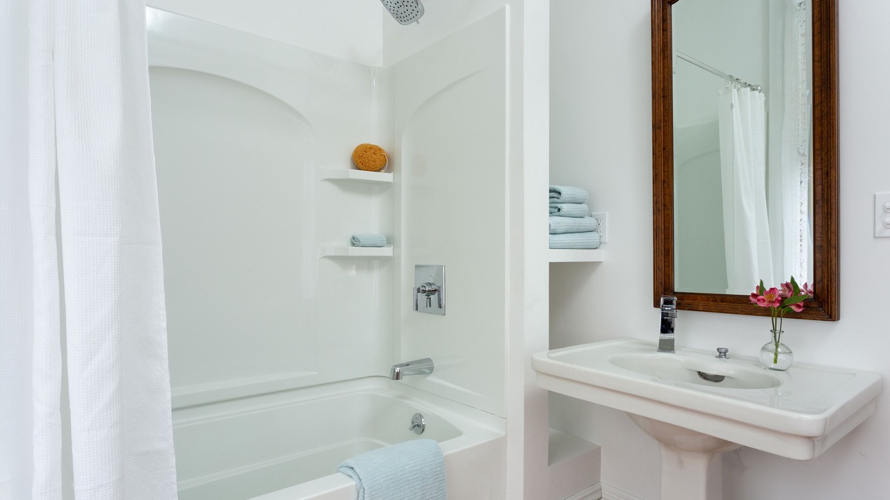 Photo of Bathroom in Top of the Hill