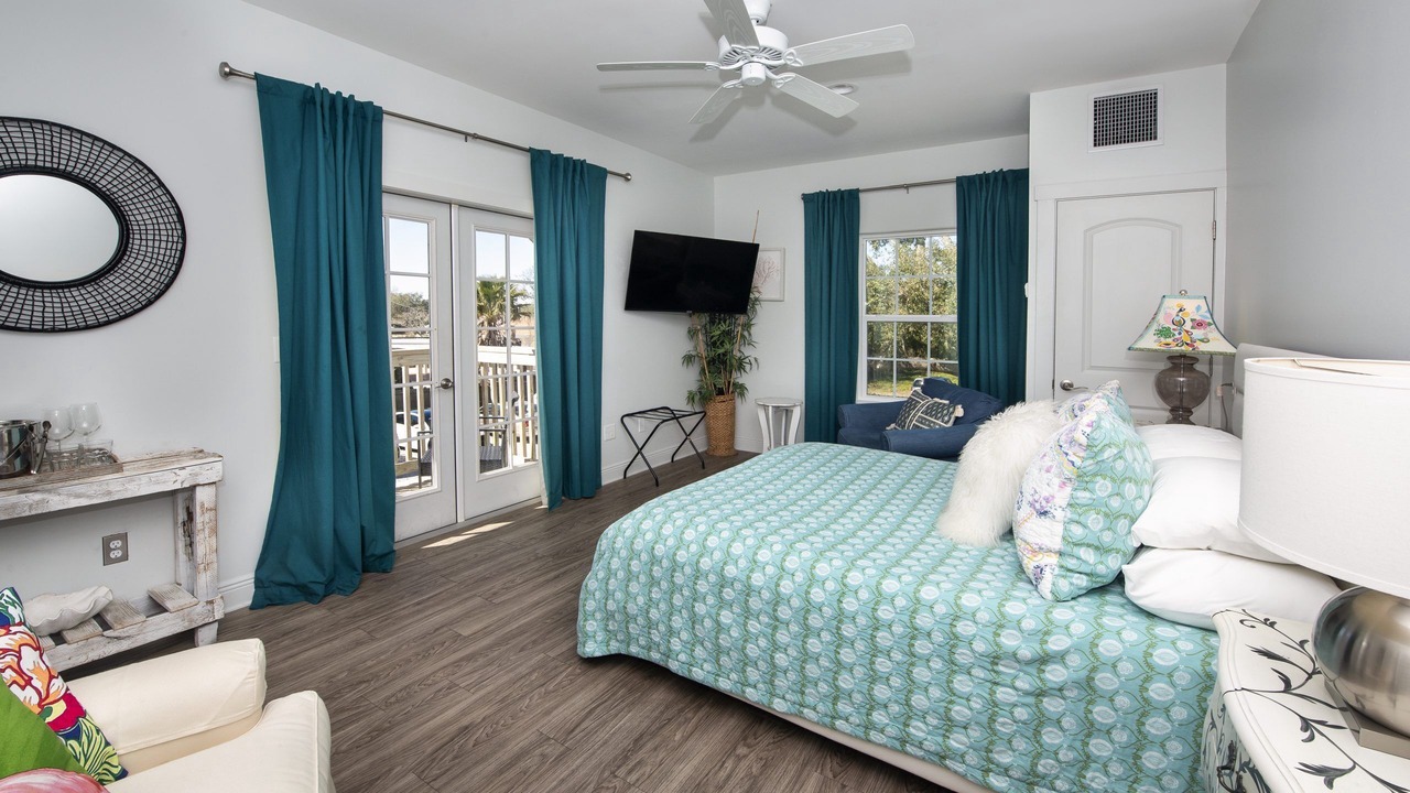Photo of Bedroom in Pass Christian