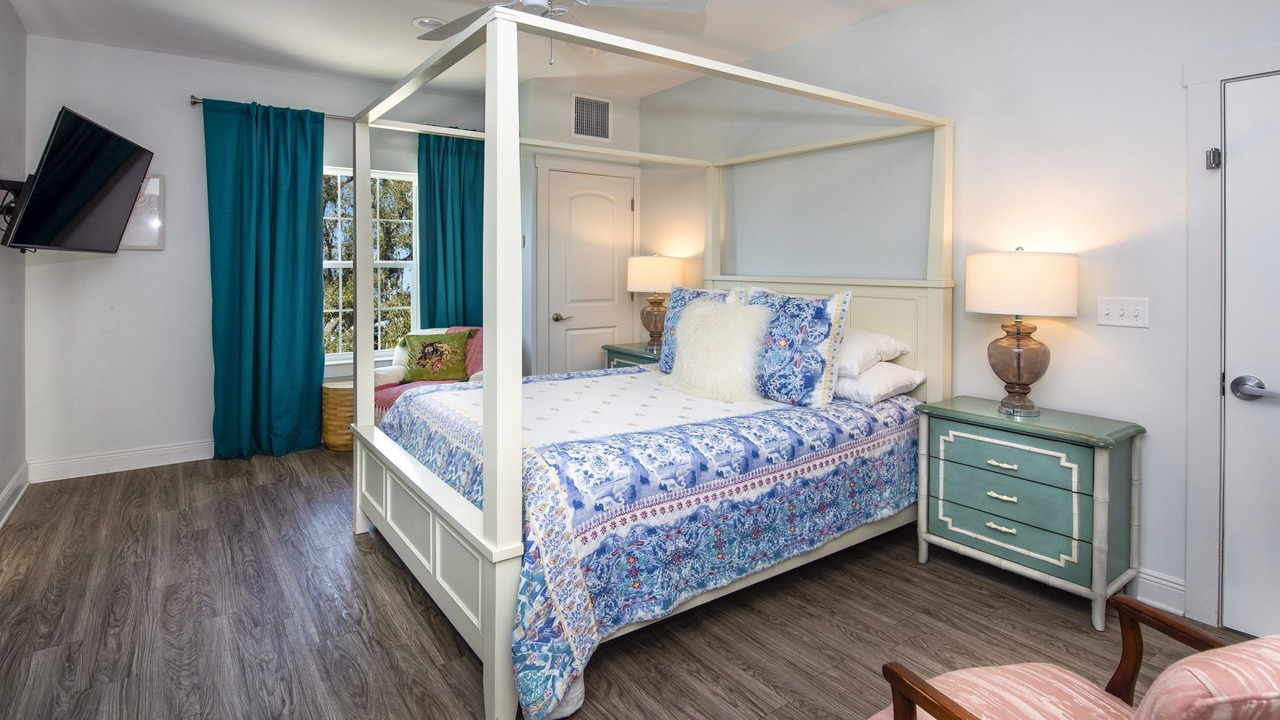 Photo of Bedroom in Pass Christian