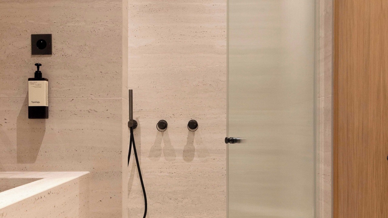 Photo of Bathroom in Quartier de la Plaine-de-Monceaux