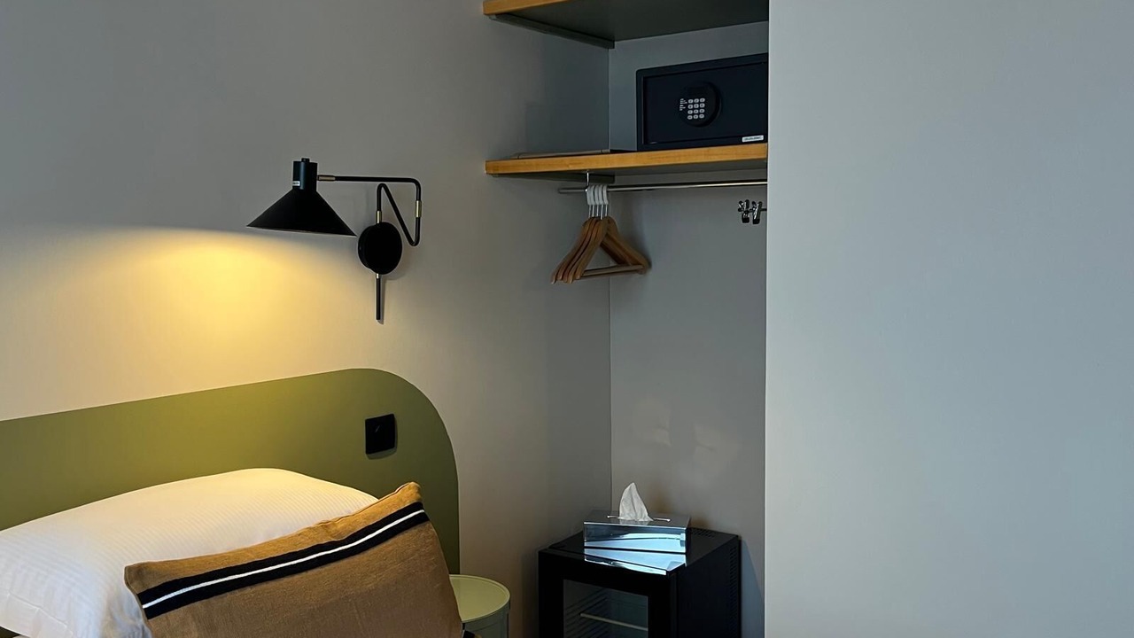 Photo of Bedroom in Clamart