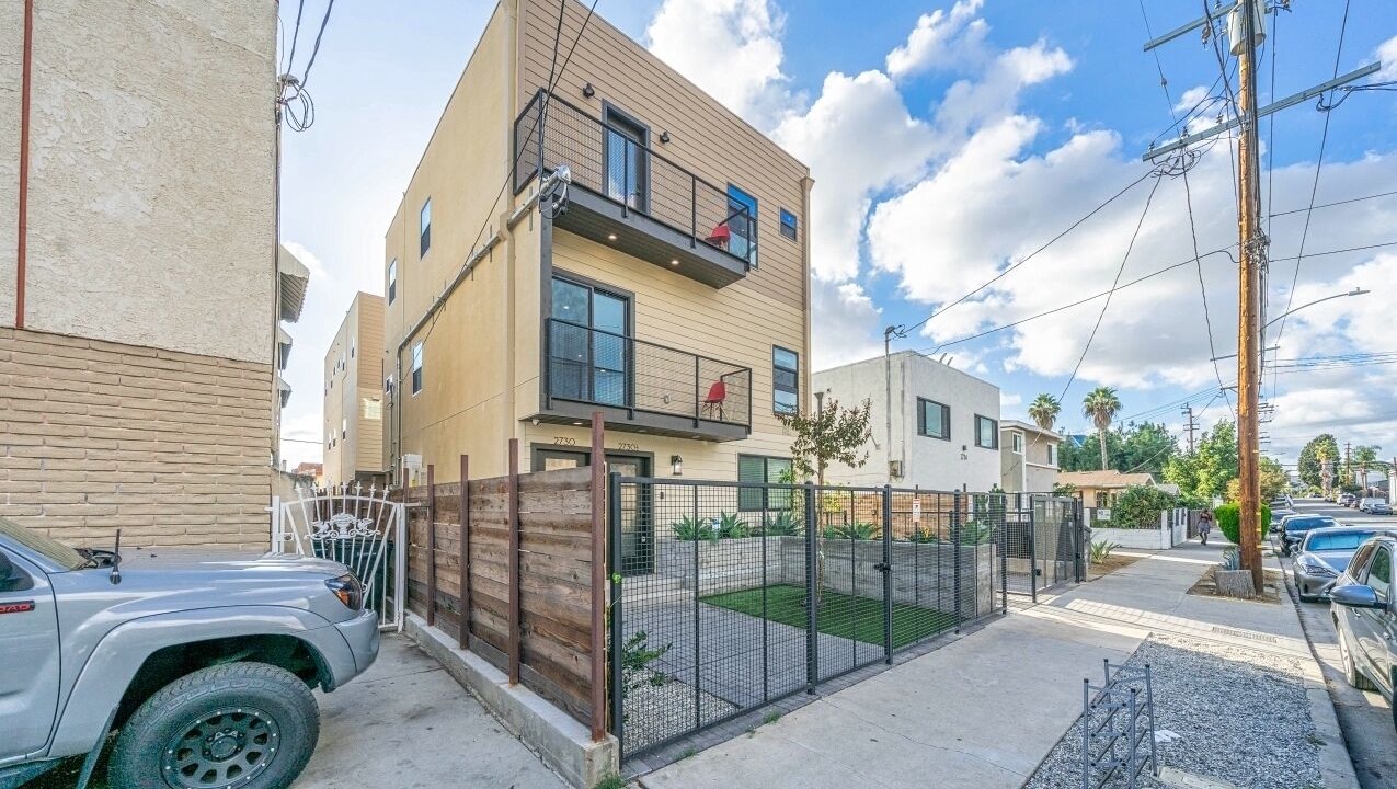 Photo of Outdoor in Rampart Village