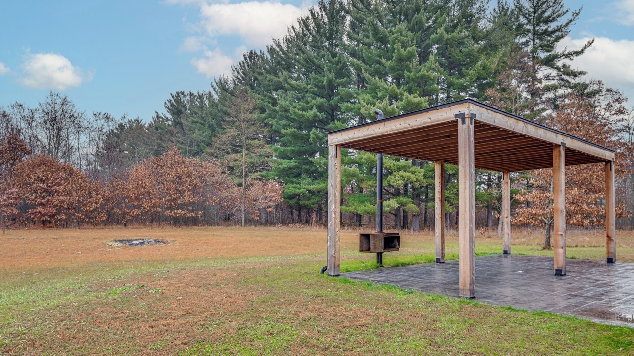 Photo of Others in Necedah