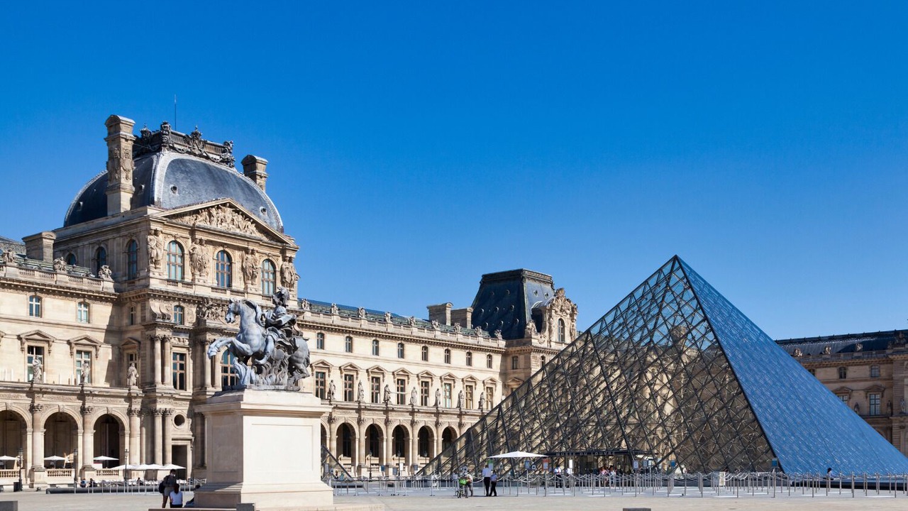 Photo of Others in Paris City Center