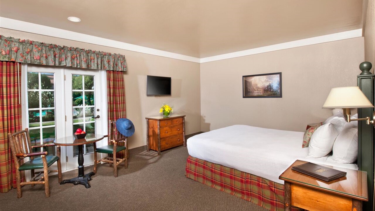 Photo of Bedroom in Coalinga