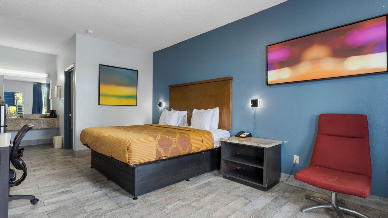 Photo of Bedroom in Gautier