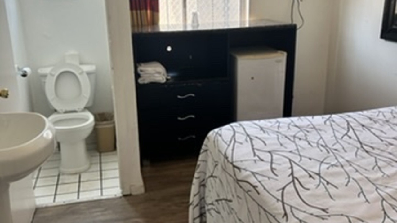 Photo of Bedroom in Inglewood