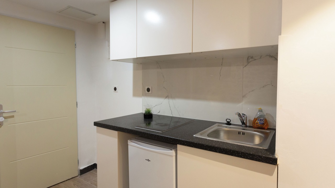 Photo of Bedroom in 15th Arrondissement