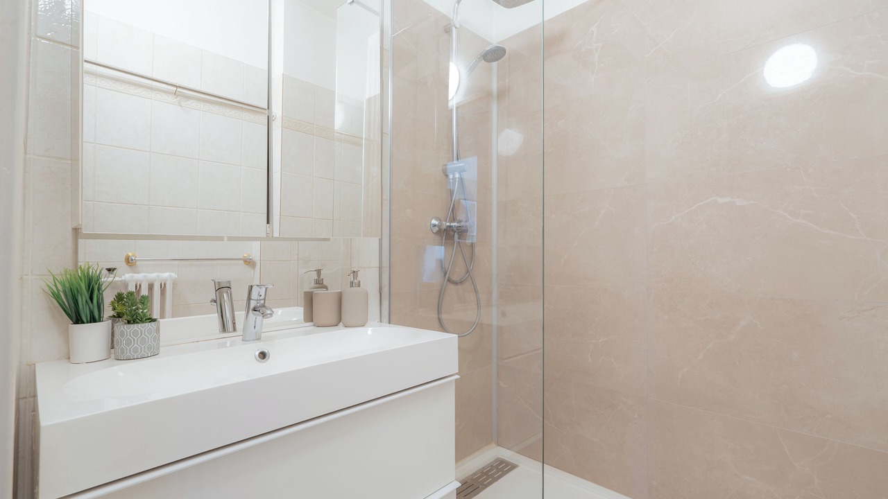 Photo of Bathroom in 15th Arrondissement