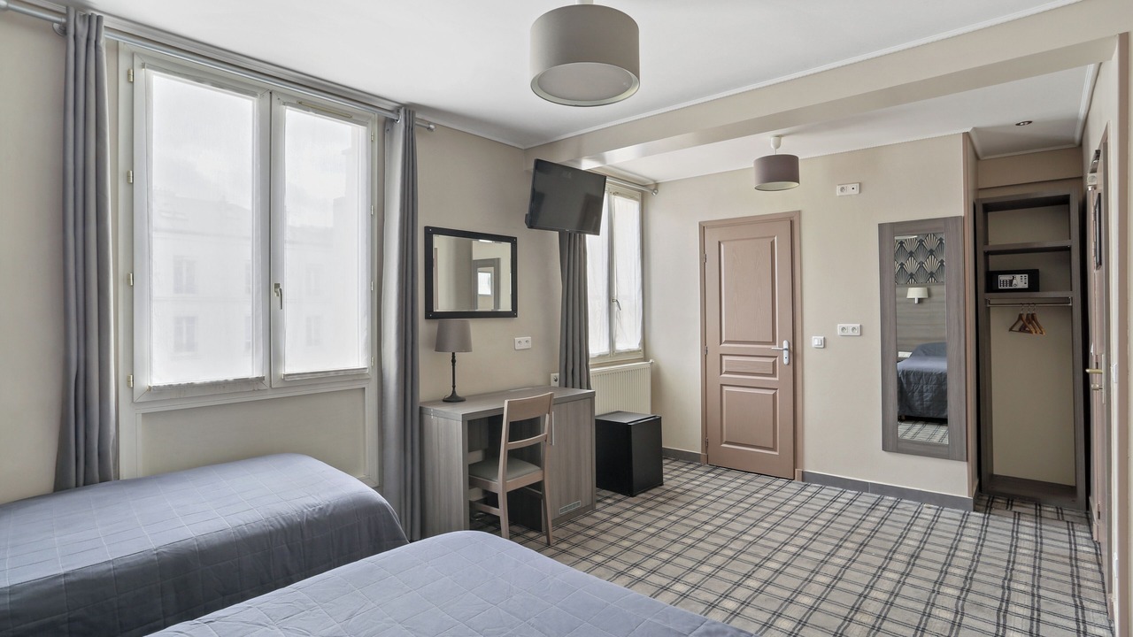 Photo of Bedroom in Montparnasse