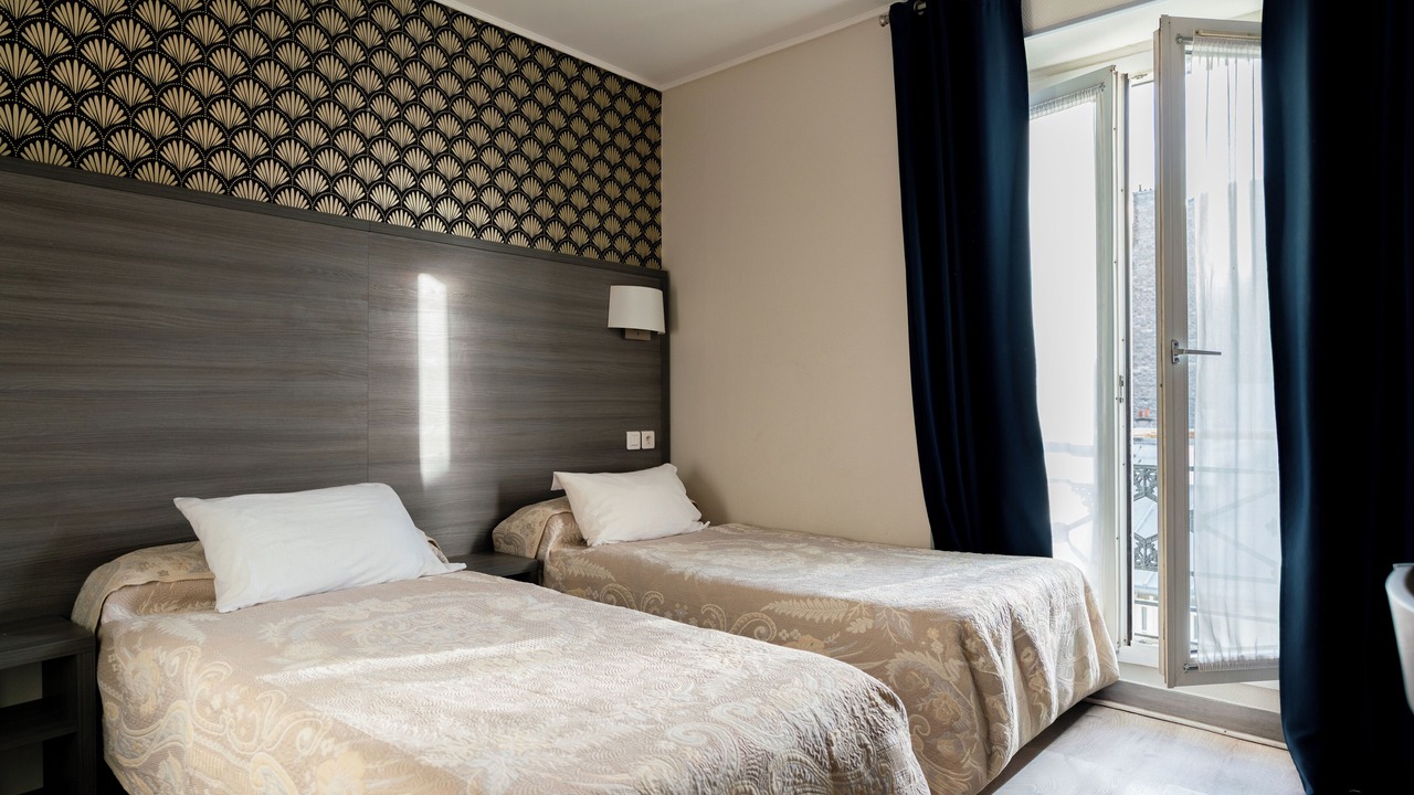 Photo of Bedroom in Montparnasse