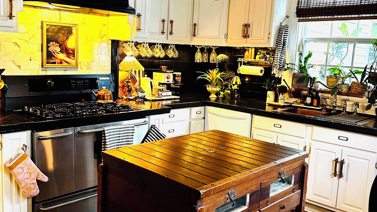 Photo of Kitchen in Touro
