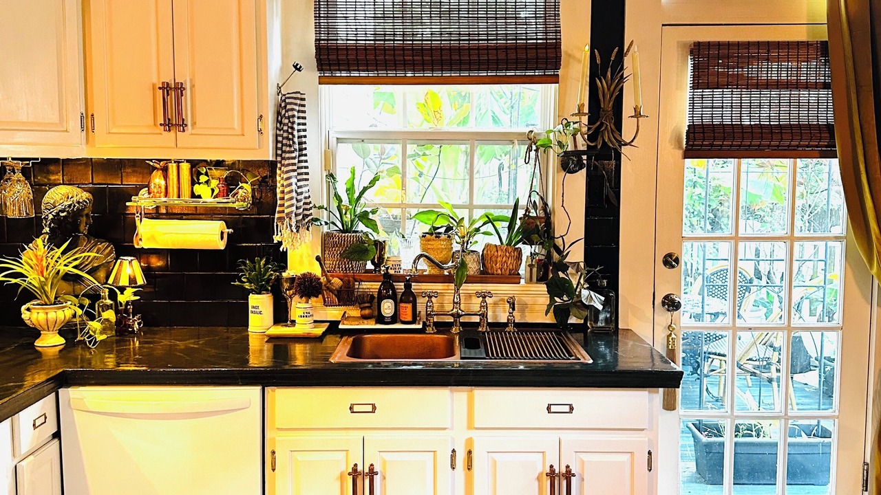 Photo of Kitchen in Touro