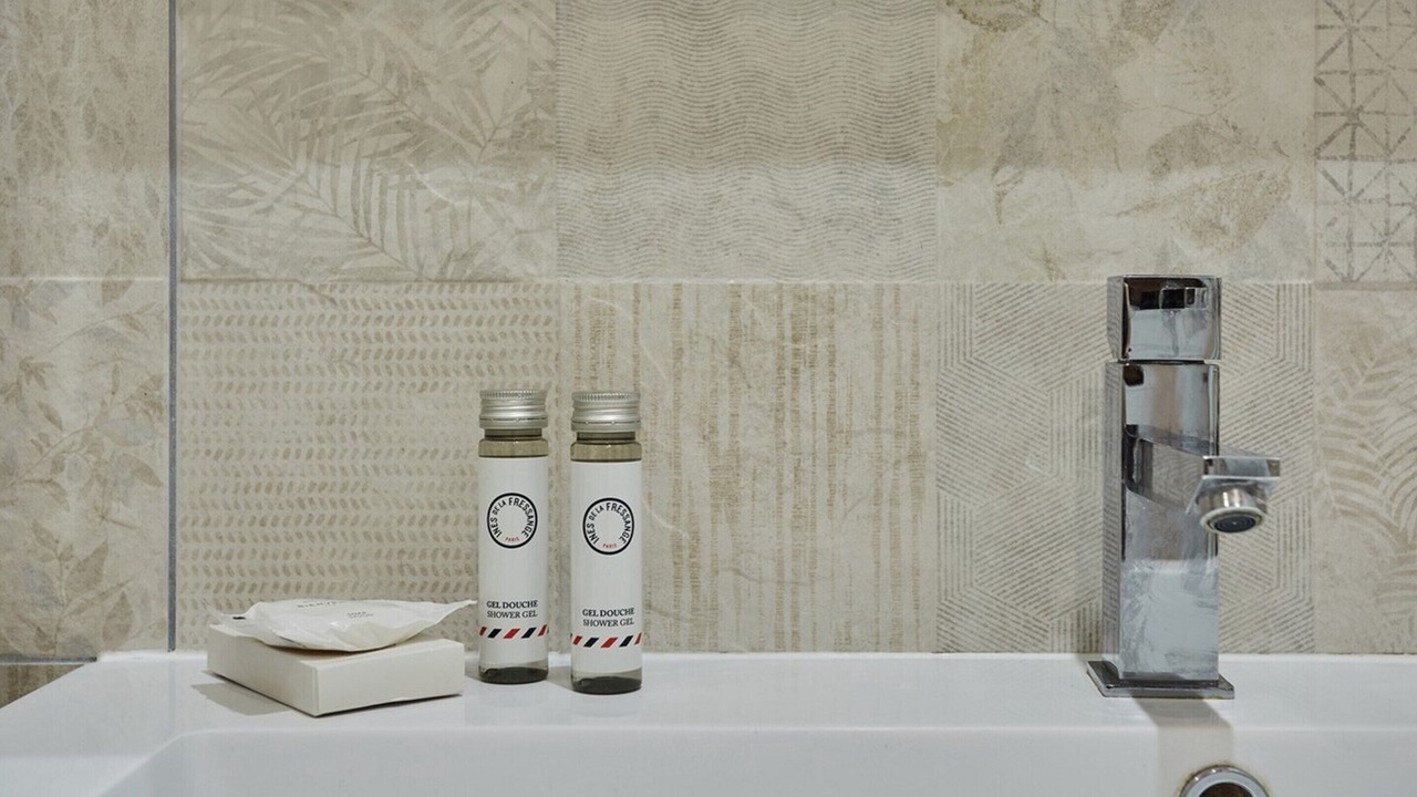 Photo of Bathroom in Batignolles