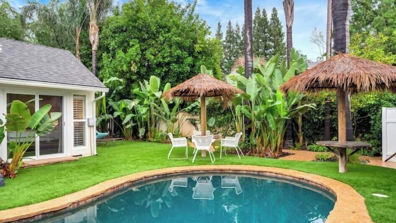 Photo of Outdoor in Woodland Hills