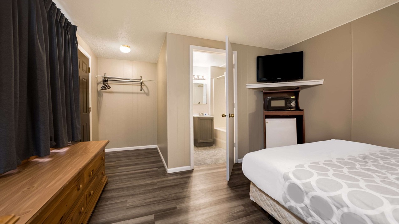 Photo of Bedroom in La Crosse