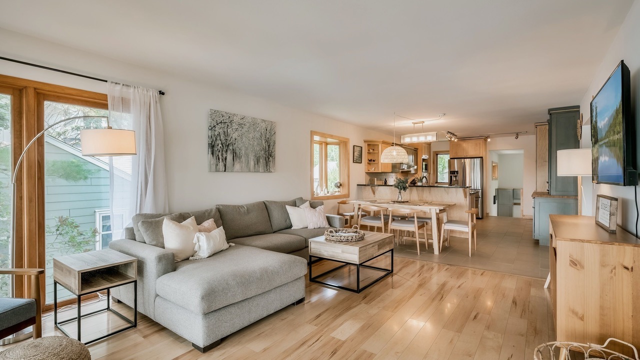 Photo of Livingroom in Plymouth
