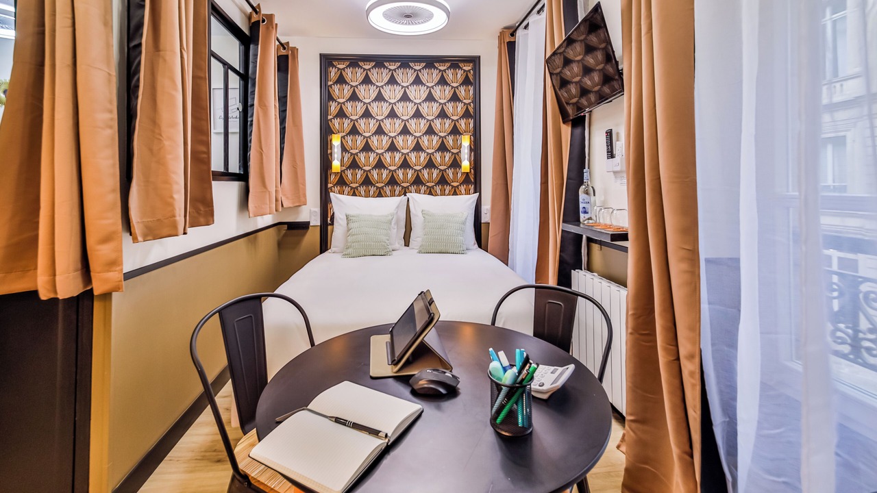Photo of Bedroom in Quartier de la Place-Vendome