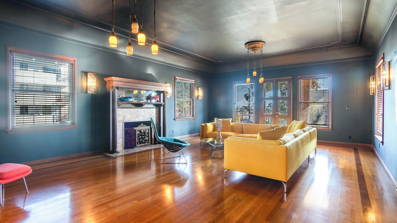 Photo of Livingroom in Belmont Heights