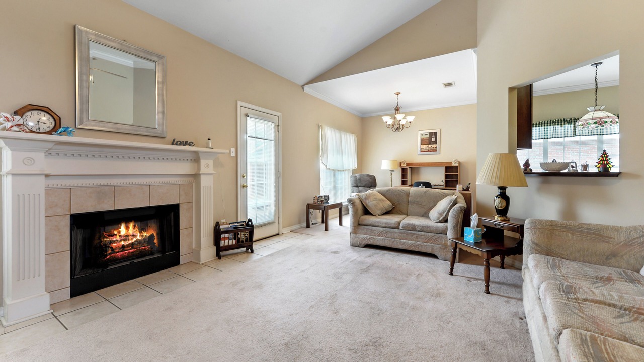 Photo of Livingroom in Gulf Hills