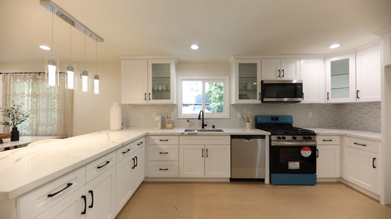 Photo of Kitchen in Altadena