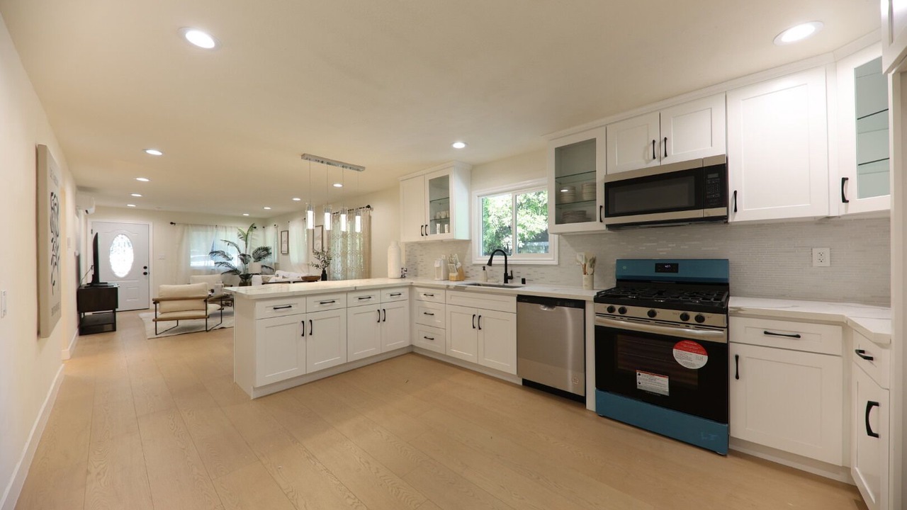 Photo of Kitchen in Altadena