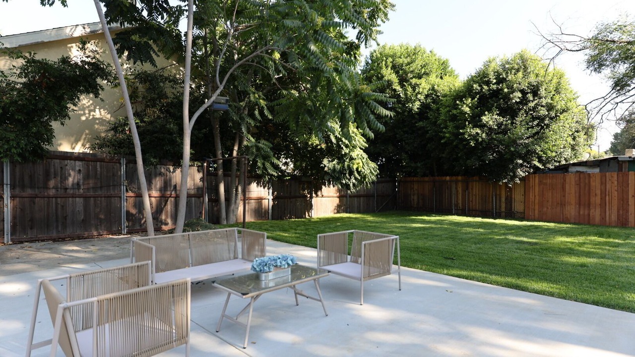 Photo of Outdoor in Altadena
