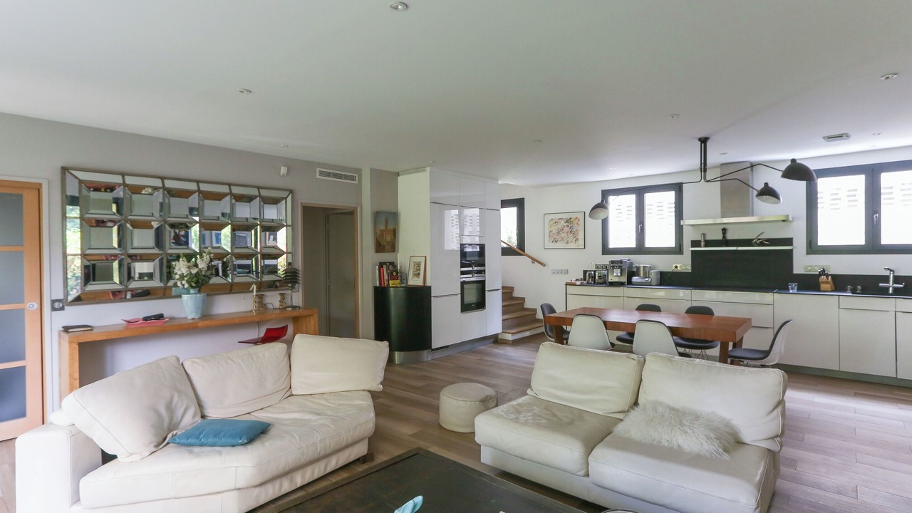 Photo of Livingroom in Les Lilas
