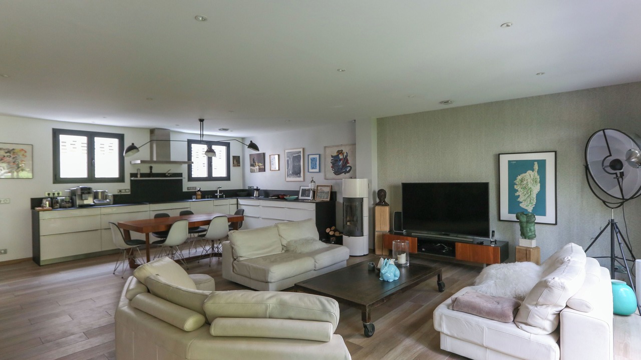 Photo of Livingroom in Les Lilas