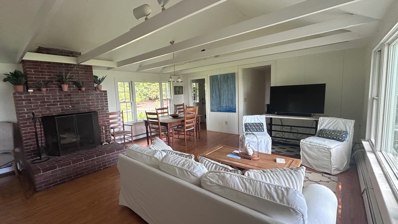 Photo of Livingroom in Wareham