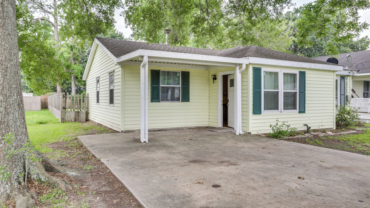 Photo of Outdoor in Gonzales