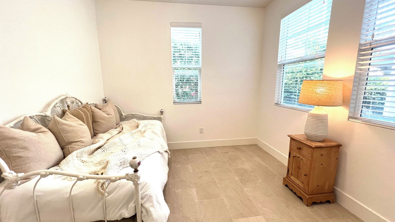 Photo of Livingroom in Channel Islands