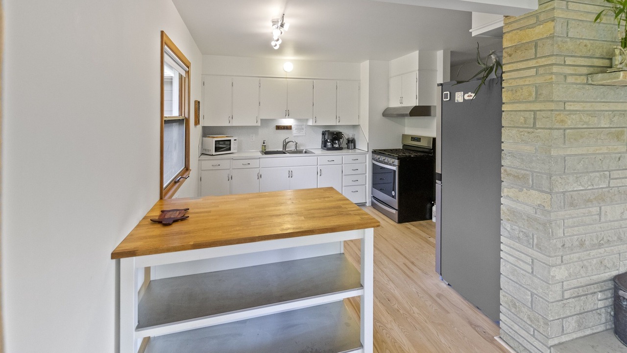 Photo of Kitchen in Gills Rock