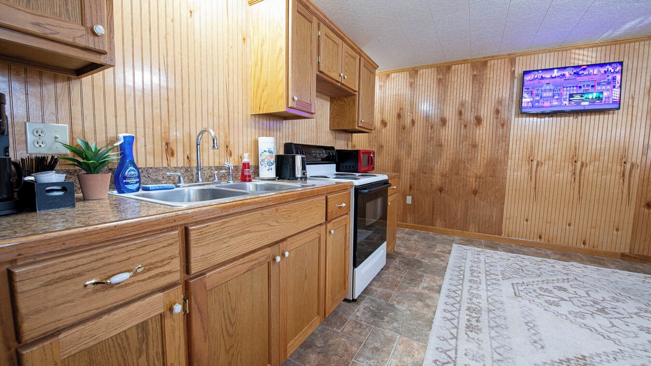 Photo of Kitchen in Intracoastal City