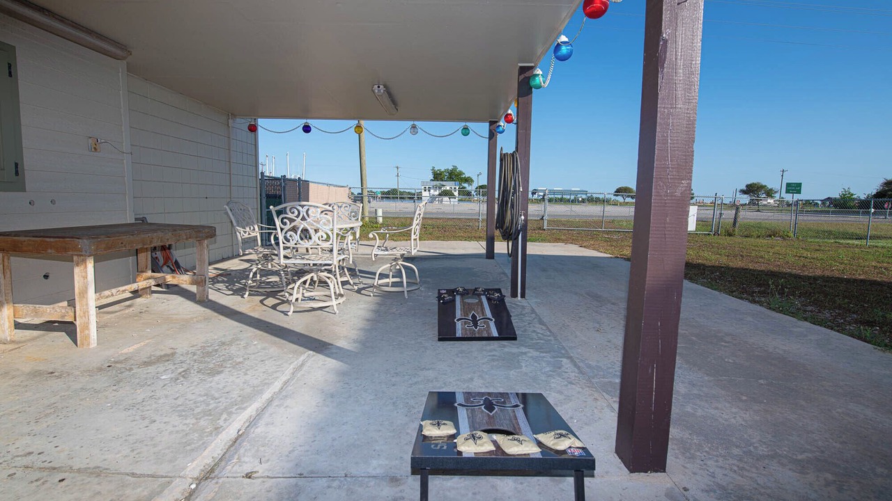 Photo of Patio Balcony in Intracoastal City