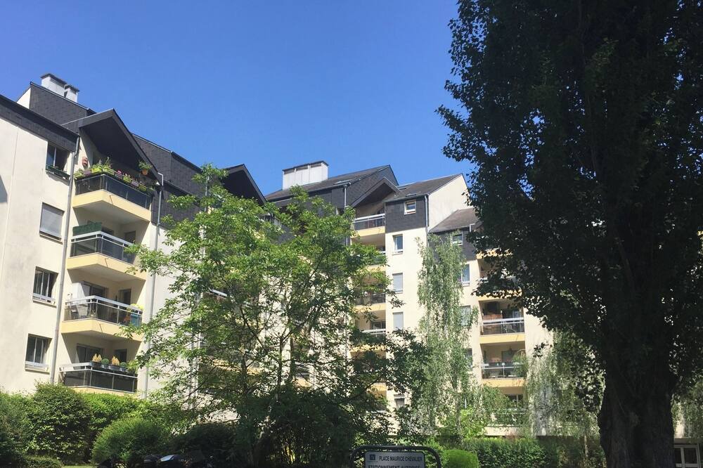 Photo of Outdoor in Le Port sous la Lune