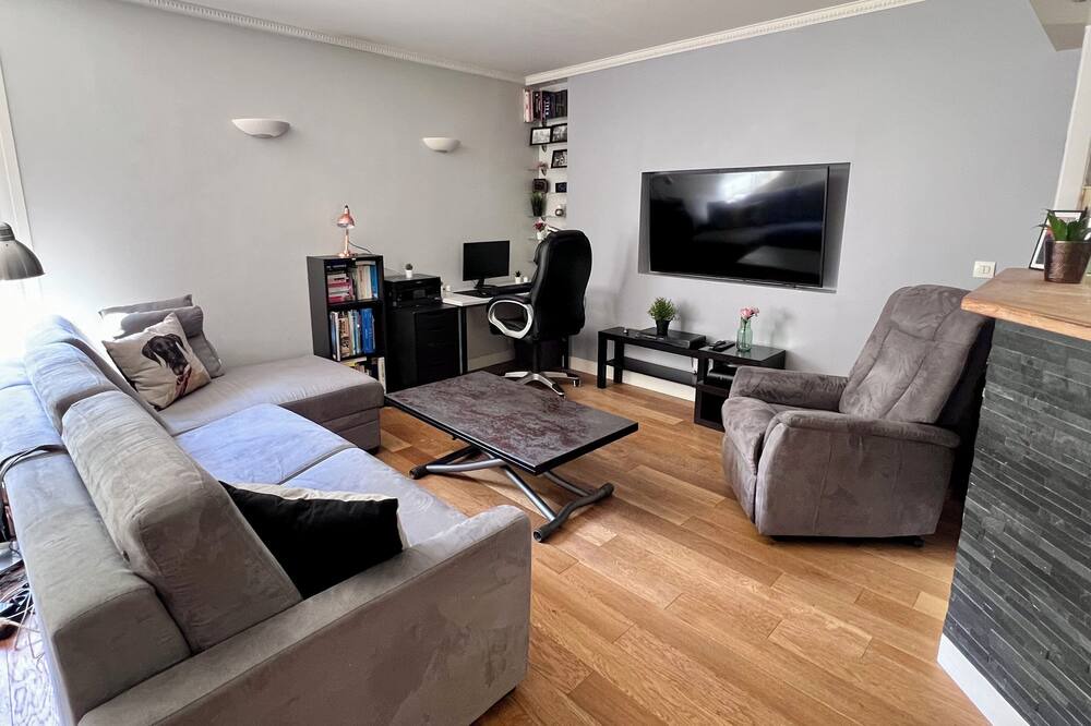 Photo of Others in Le Port sous la Lune