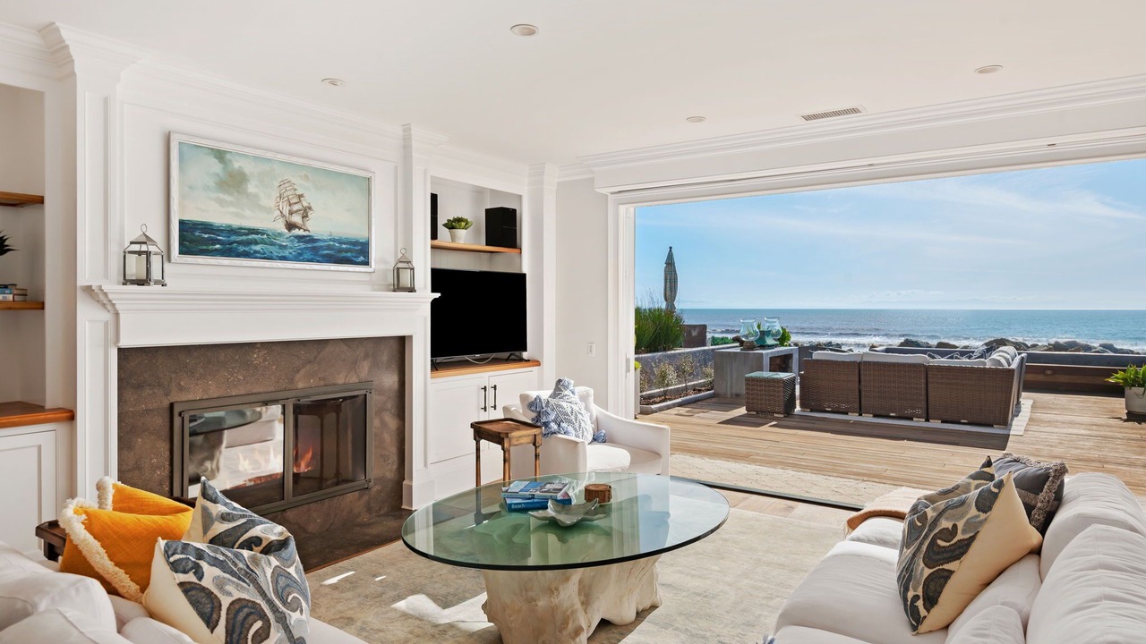 Photo of Livingroom in Ventura
