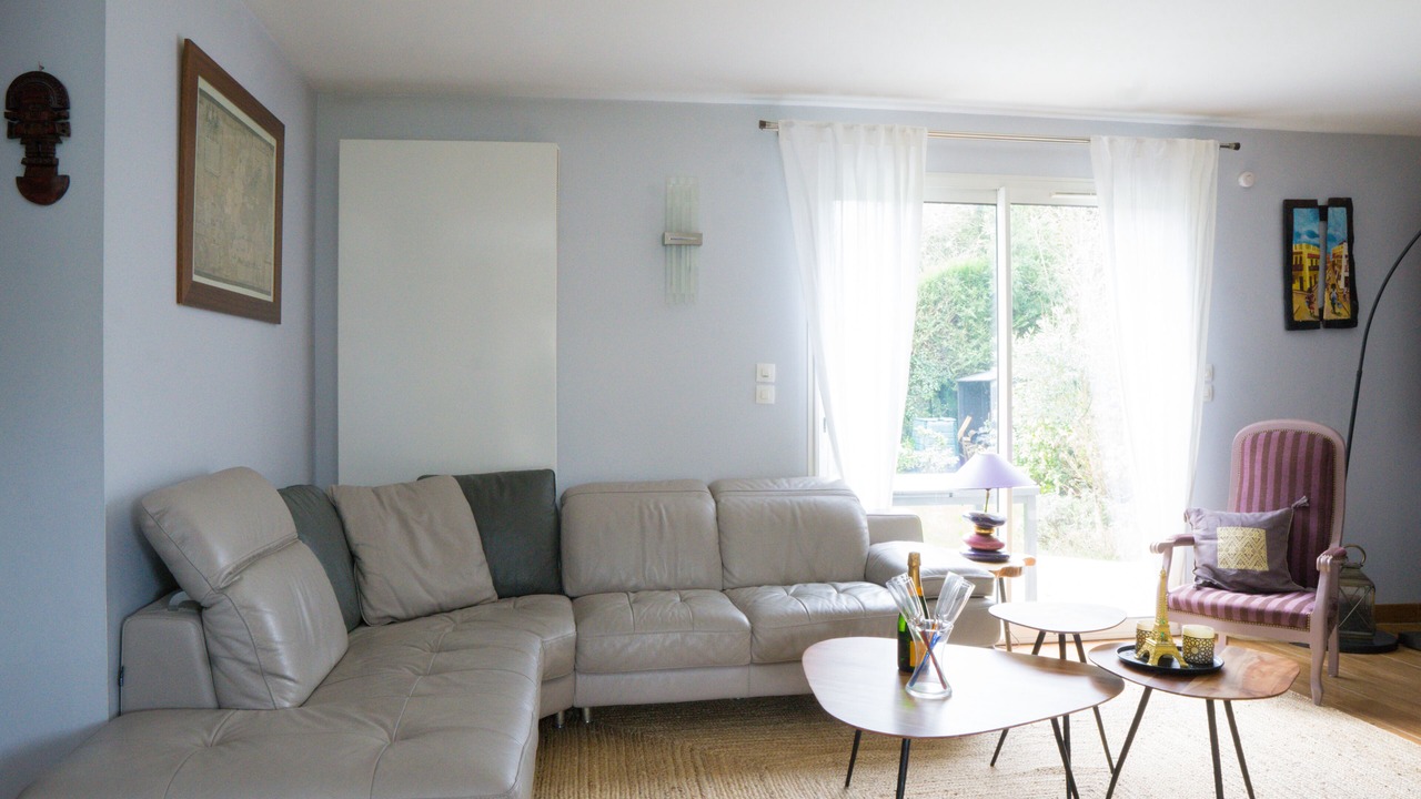 Photo of Livingroom in Jouy-en-Josas