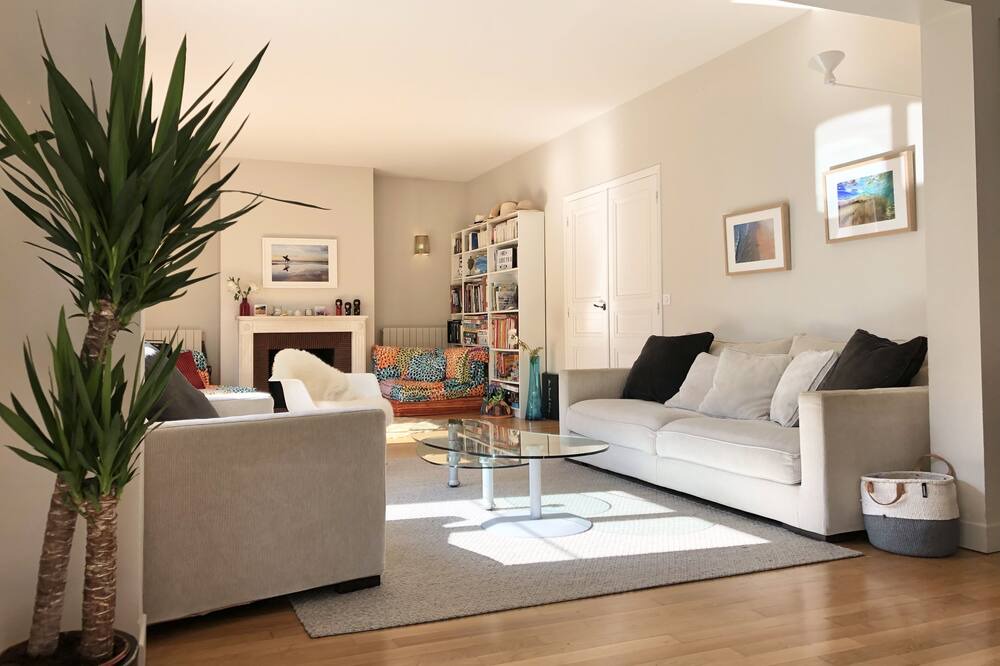 Photo of Livingroom in Maisons-Laffitte