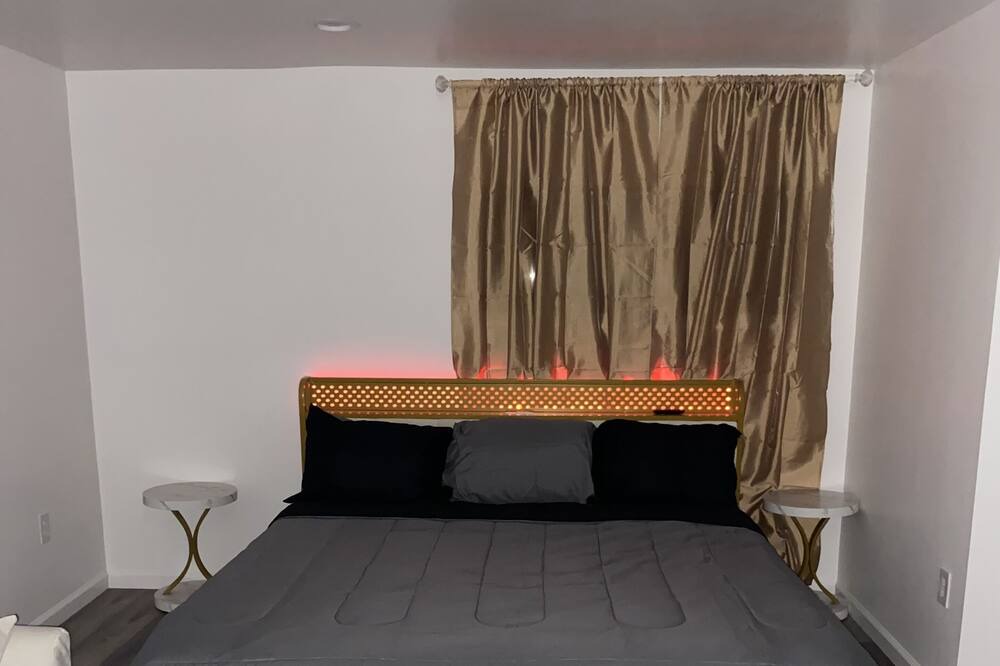 Photo of Bedroom in Baltimore