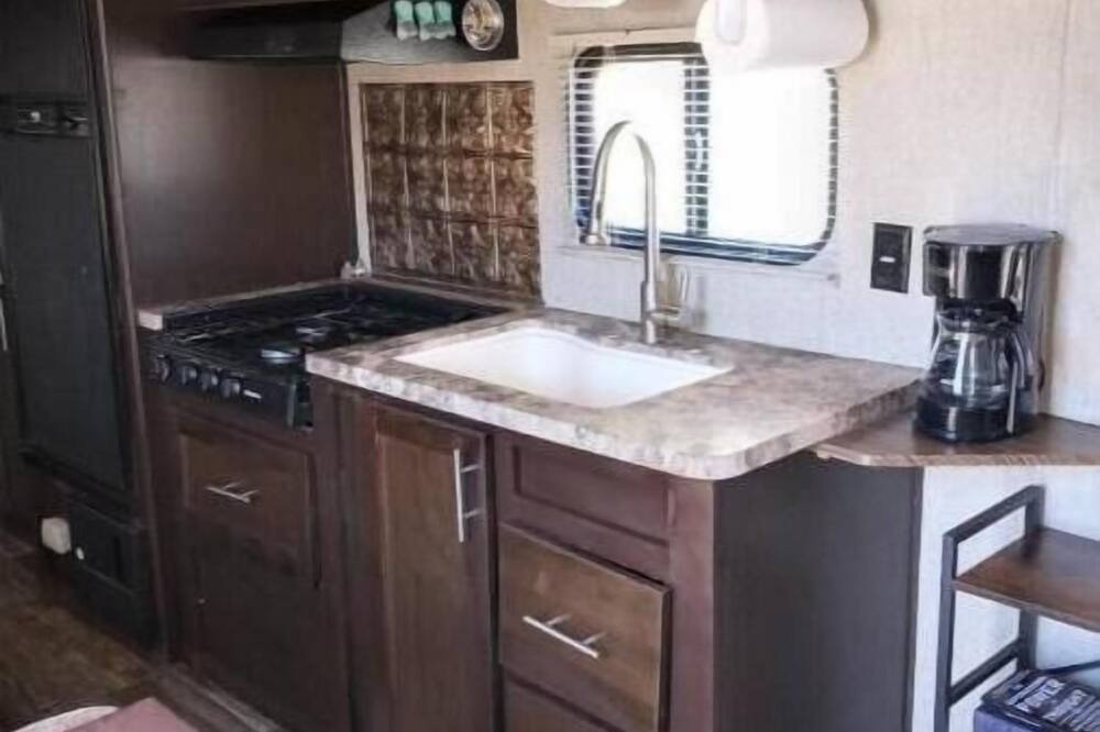 Photo of Kitchen in Newberry Springs