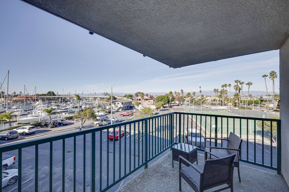 Photo of Outdoor in Hollywood