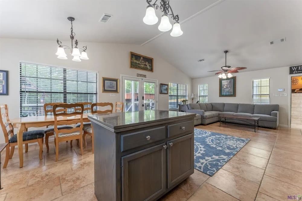 Photo of Kitchen in Maurepas